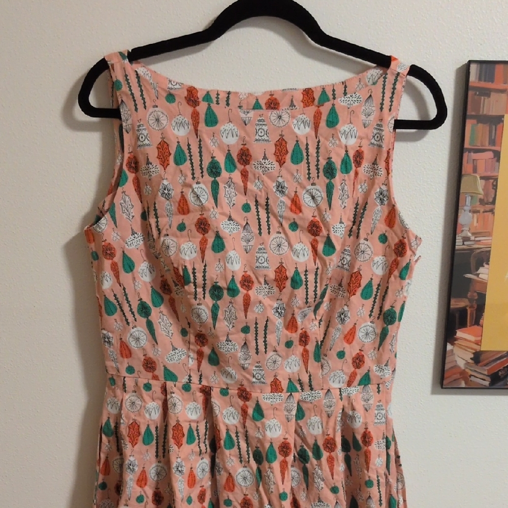 Heart of Haute Pink Ornament Dress Sz L P2P: 19in Waist:15.5 In should2hem: 39in